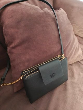 Bolso y cartera a juego
