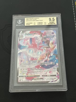 Sylveon VMAX TG15 BGS 9.5