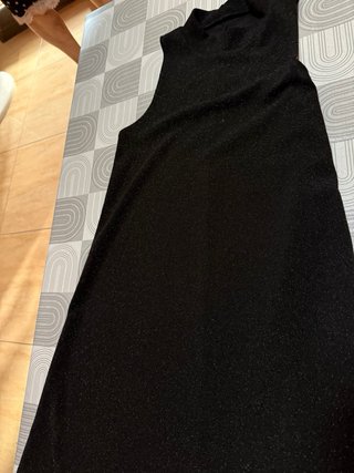 Vestido negro brillante para fiesta o tardeo
