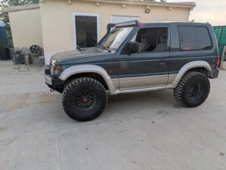 Mitsubishi Montero 1993