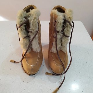 Botines Bershka camel con Pelo beige Talla 38
