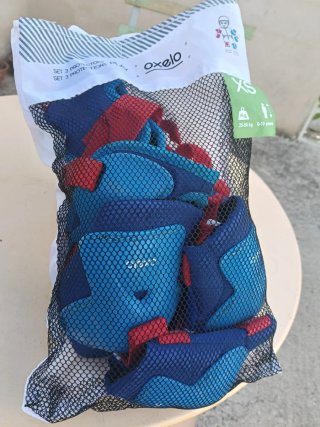 Set Protecciones Oxelo XS Rodilleras Coderas Muñeq