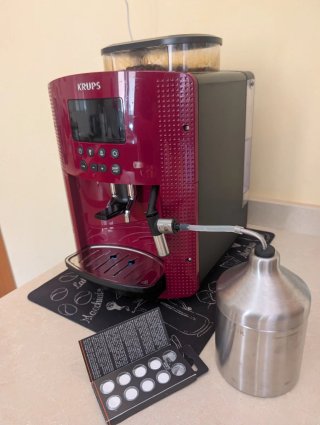 Macchina da caffè automatica Krups rossa
