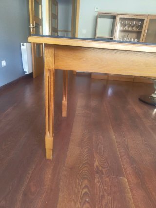 Mesa de comedor madera y cristal