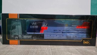 Camión Mercedes Hyundai Motorsport 1:43 IXO