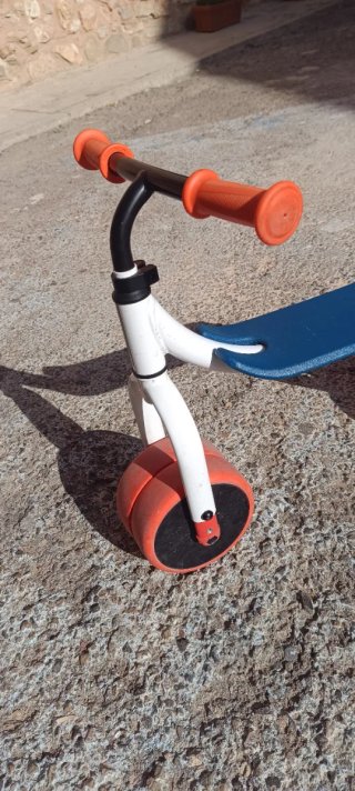 Triciclo infantil Btwin