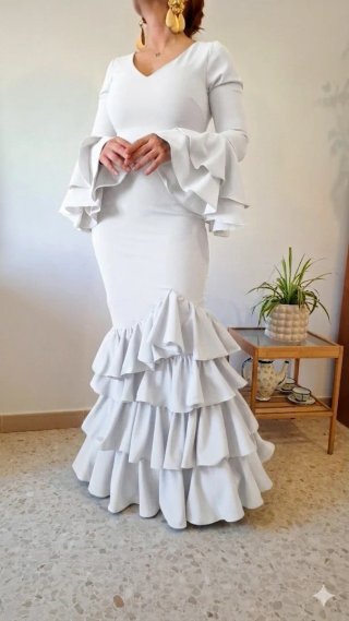 Traje Flamenca Blanco TODAS LAS TALLAS