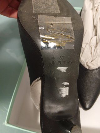 Zapatos de Salón Negros, Elegantes y muy cómodos.