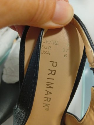 Zapatos de Salón Negros, Elegantes y muy cómodos.
