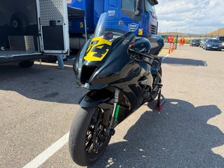 Kawasaki ZX10R Negra Sportbike