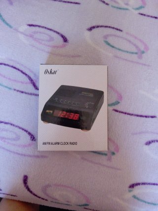 Radio Reloj Despertador Oskar AM/FM