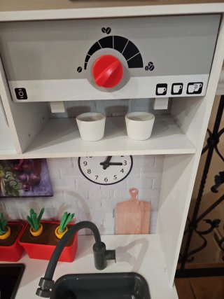 Cocinita de juguete blanca