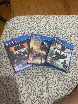PS4: Black Ops 3, AC Origins, IW