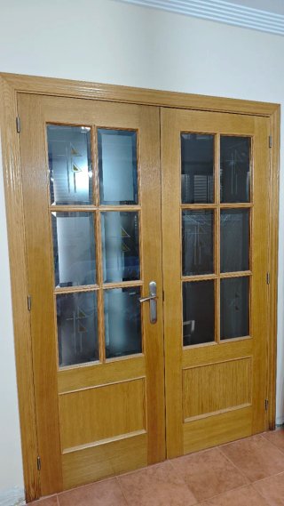 Puertas de interior de madera con cristal