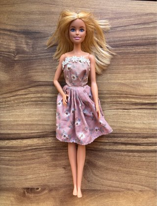 Muñeca Barbie Vestido Floral