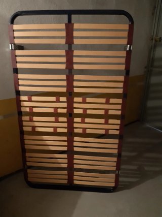 Somier 105x180cm con patas con regulador laminas