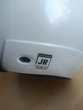 Casco blanco deportes invierno