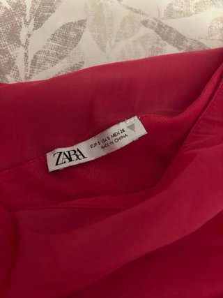 Vestido Zara rosa asimétrico