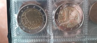 Varias monedas euro coleccionables