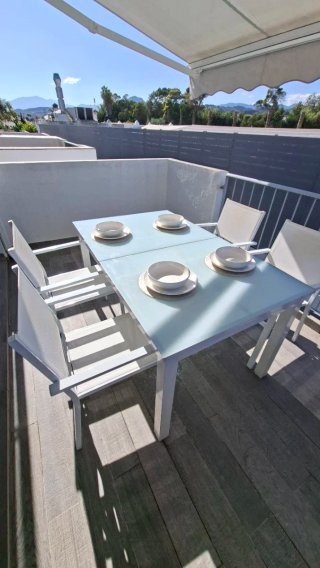 Mesa y 6 Sillas Terraza.