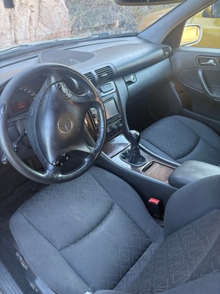 Mercedes-Benz C270 2003