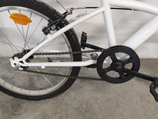 Bicicleta infantil btwin blanca
