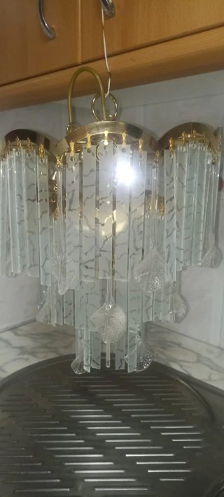 Lámpara colgante cristal y metal dorado