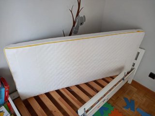 Cama infantil Ikea con colchón