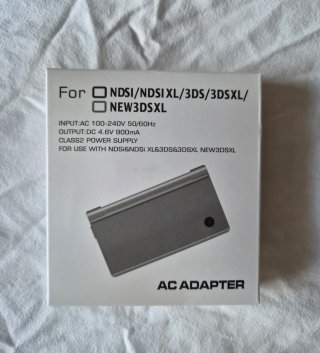 Nintendo DSi Roja + 7 Juegos