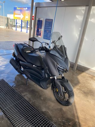 Yamaha Xmax 300cc Scooter