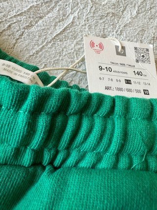 Chándal corto verde con blanco
