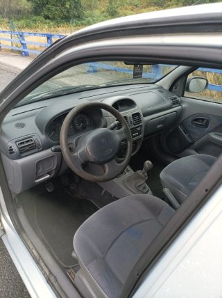 Renault Clio 2000