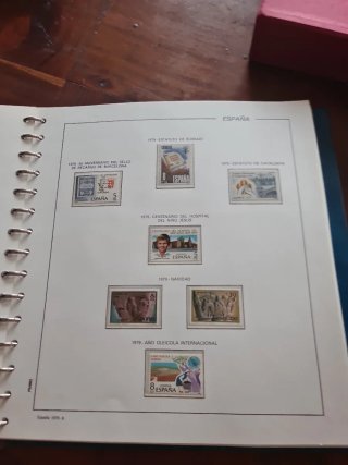 Álbum sellos Filabo 1980 Corona Dorada