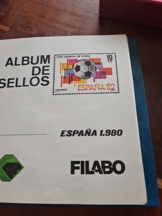 Álbum sellos Filabo 1980 Corona Dorada