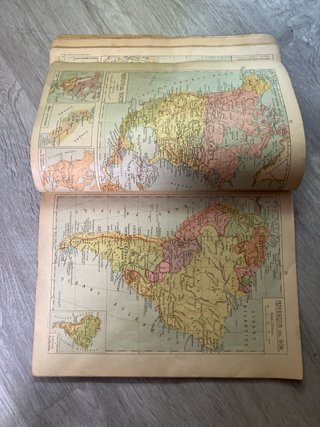 Láminas antiguas de cosmografía y mapas
