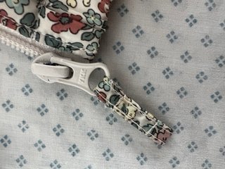 Chaqueta cortavientos niña floral