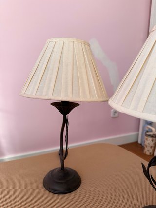 Lámpara de mesa vintage beige, 12€ cada una