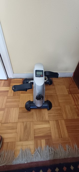 Mini bici estática nueva