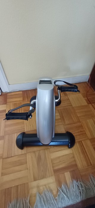 Mini bici estática nueva