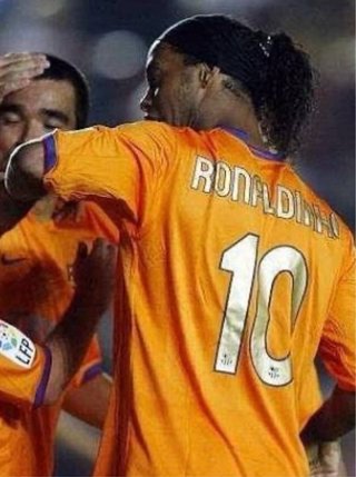 Camiseta FC Barcelona 2006/2007 Ronaldinho