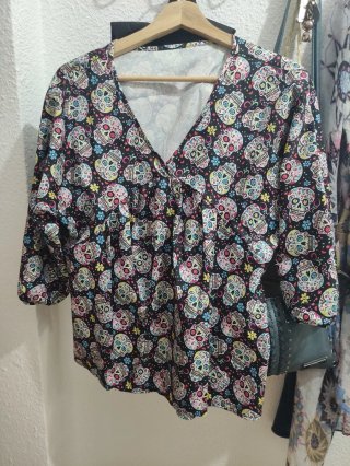 Camiseta calaveras
