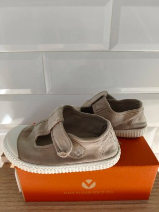Zapatillas Lona Victoria Talla 25