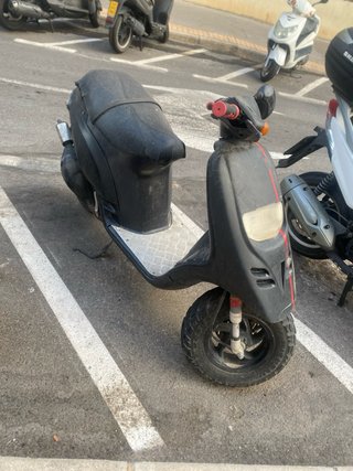 Piaggio Typhoon 49cc Scooter