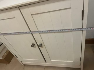 Mueble bajo lavabo de madera blanco