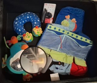 Lote de ropa y accesorios para bebé