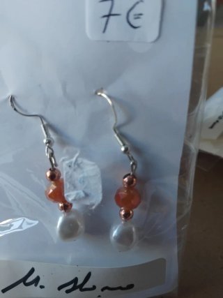 Pendientes hechos a mano