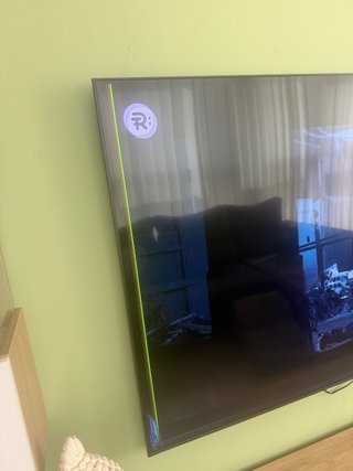 Samsung 75” QLED TV - ¡PARA PIEZAS!