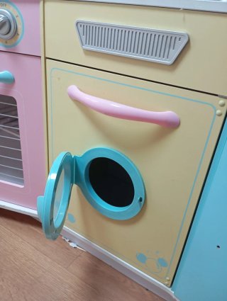 Cocinita de juguete infantil