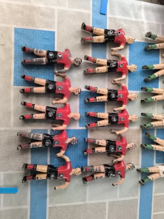 22 jugadores futbolín