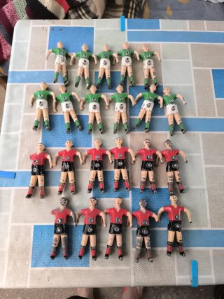 22 jugadores futbolín